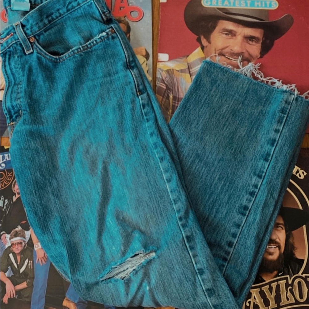 Cinch White Labels distressed